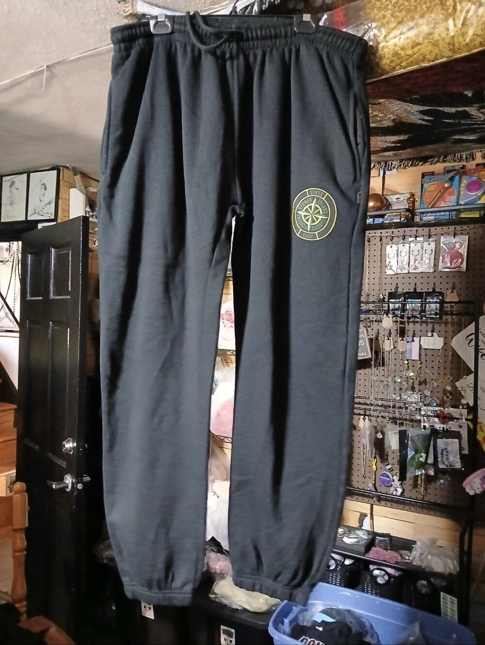 Crooks And Castles Stoner Island Sweatpants Size Xxl